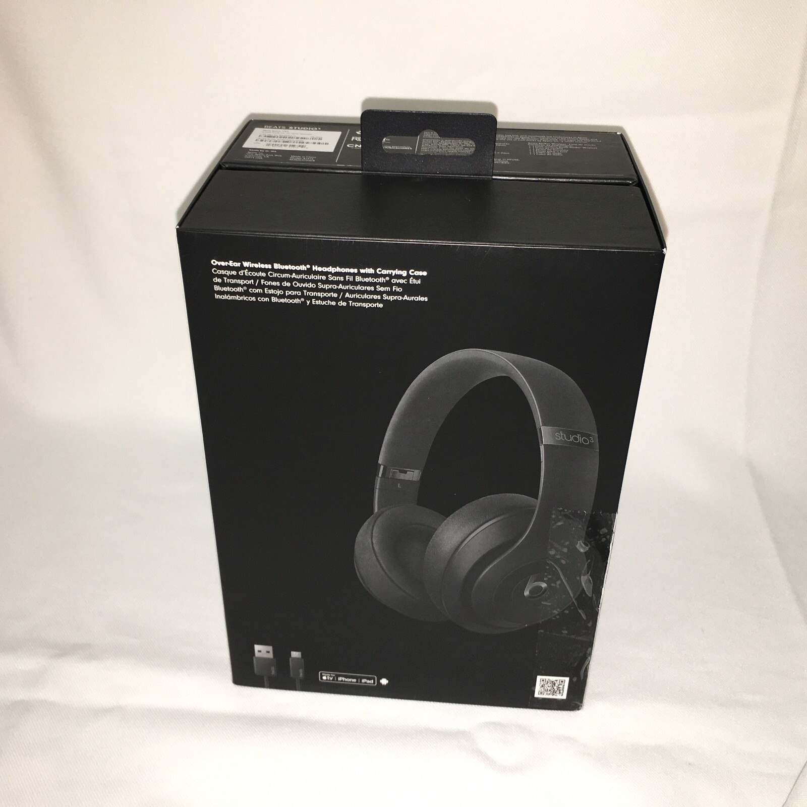 Beats Studio3 Headphones (Empty Box Only by Dr. Dre Over the Ear Black Wireless.
