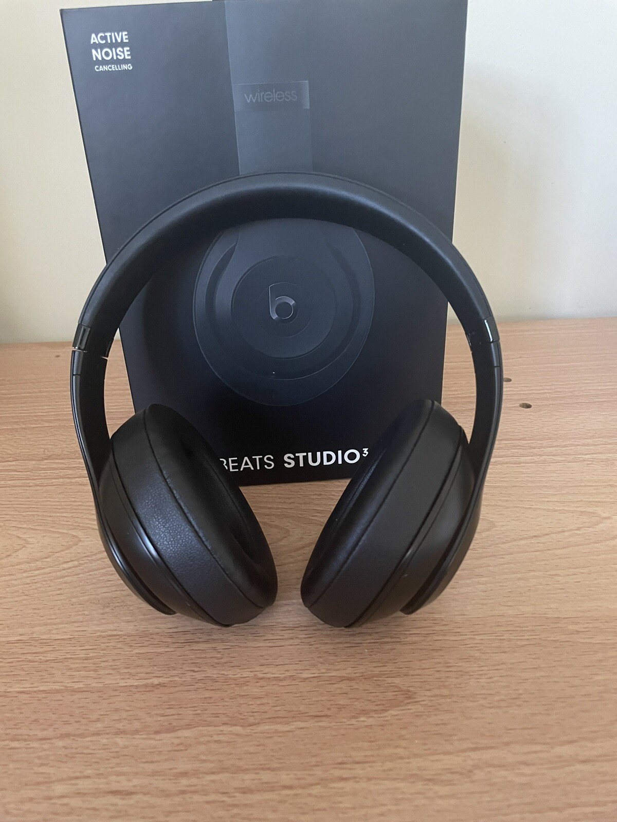 Beats by Dr. Dre Studio3 Over the Ear Wireless Headphones – Black