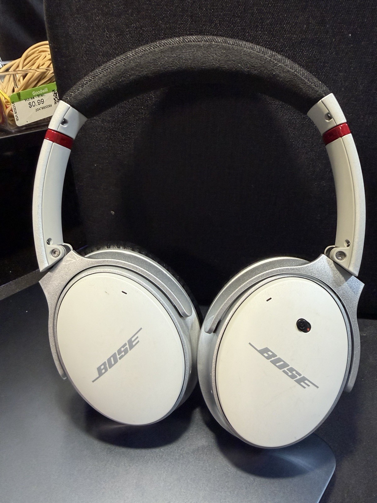 Bose Quietcomfort QC25 ColorWare Headphones Custom Silver. Great Condition!