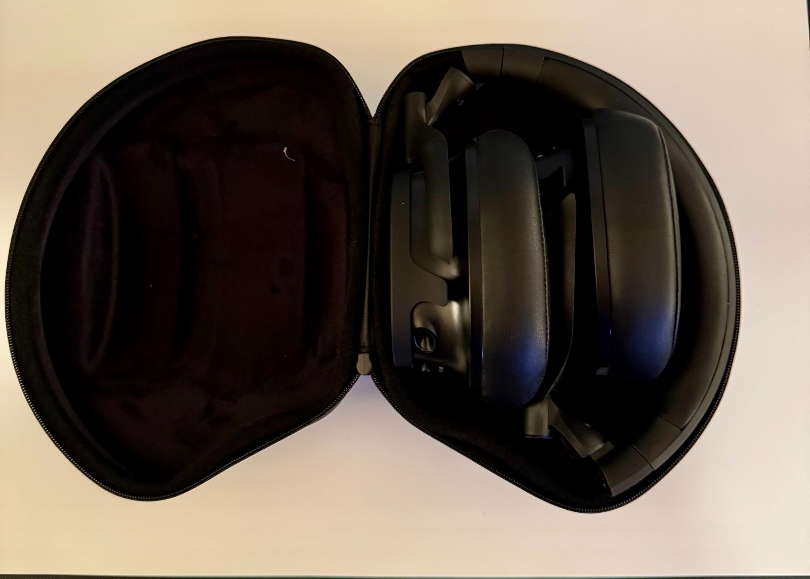 Heavy’s H1H Wireless Bluetooth Headphones Open Box Complete w/ Case & Accessorie