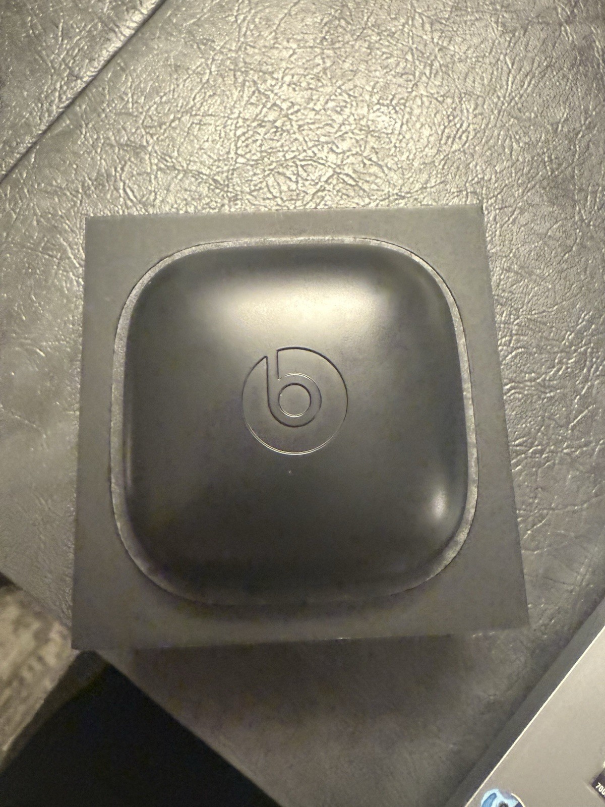 Powerbeats Pro Wireless Bluetooth Earphones Navy Blue Preowned Great Condition