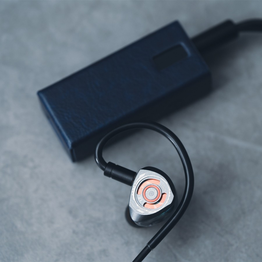 TANGZU Harmonic Empire ZHANG LIAO 1DD+2BA+1PL In-ear Headphone
