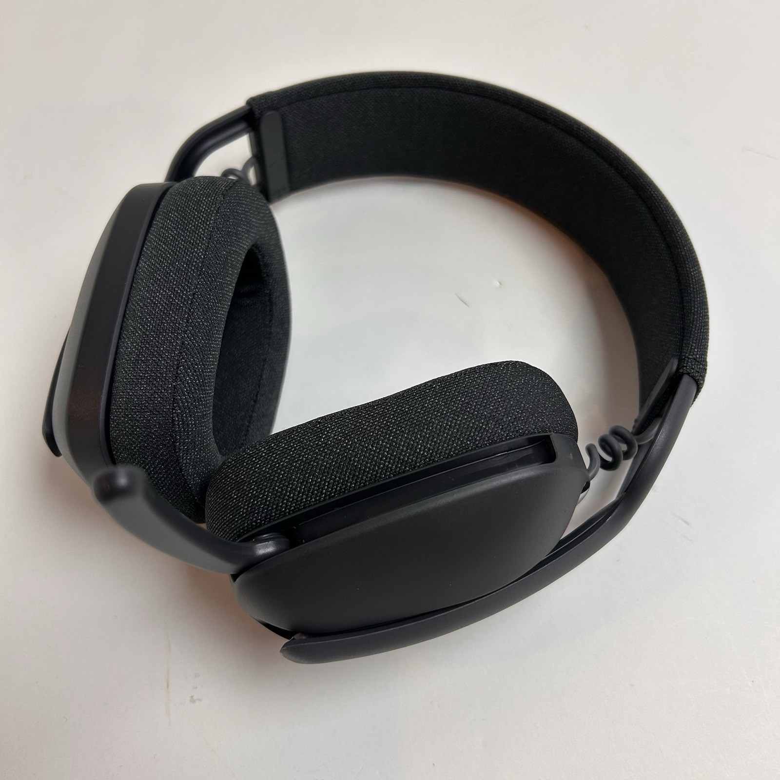Logitech Zone Vibe On Ear Wireless Headphones – Graphite Gray