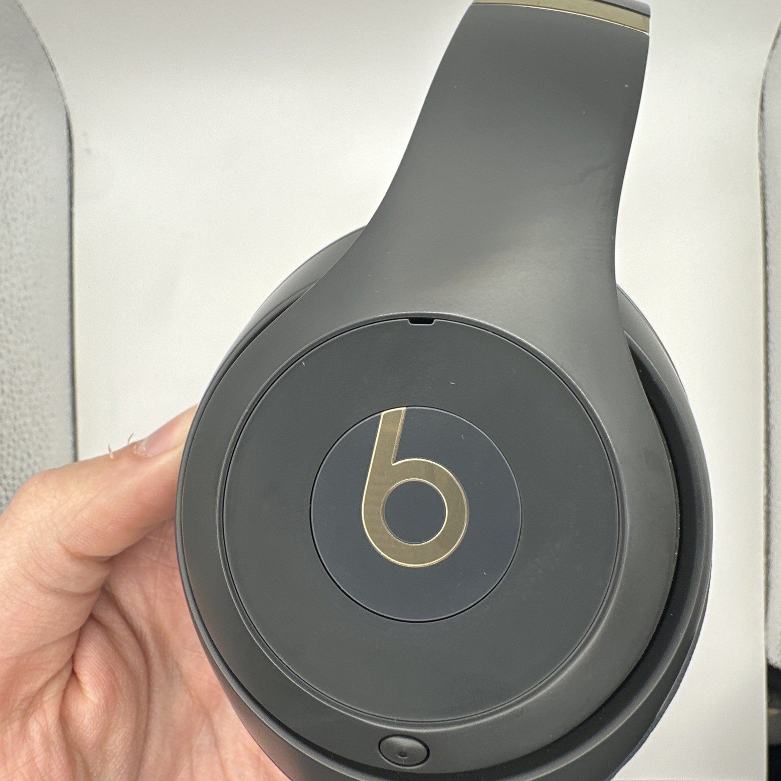 Beats by Dr. Dre Studio3 Bluetooth On Ear Wireless Headphones – Shadow Gray