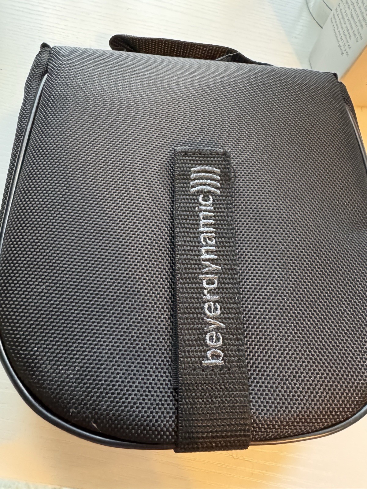 Beyerdynamic T 51 p Portable Headphones Open Box Case Manuals Accessories