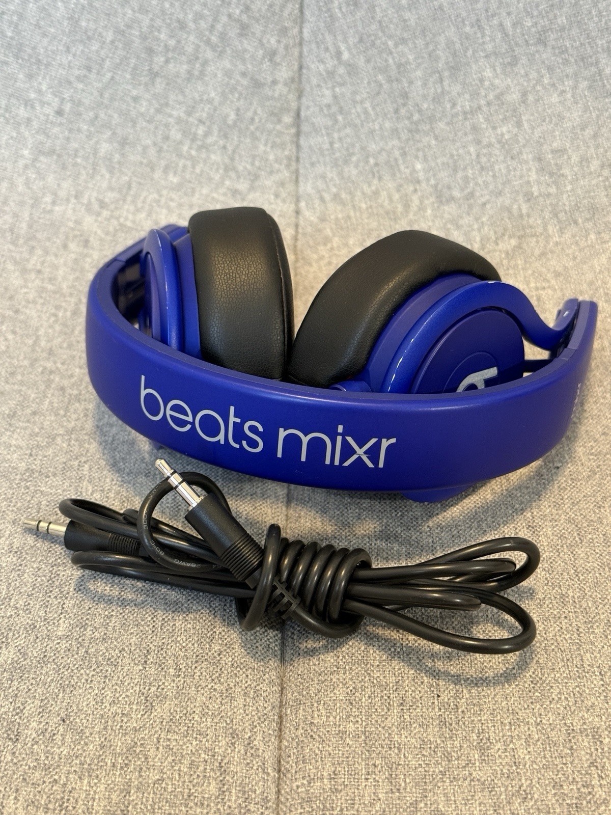 Beats Mixr Mixer Headphones Blue Limited Edition
