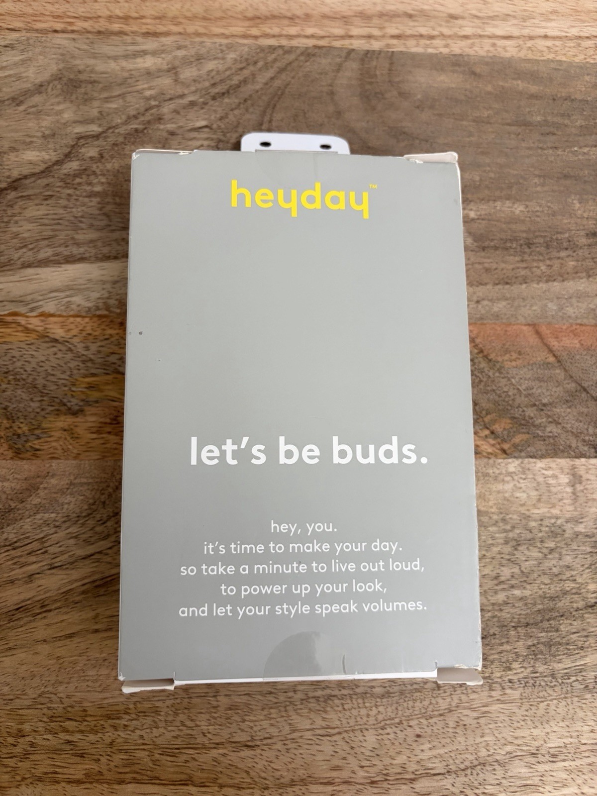 NEW Heyday Wired Earbuds Candy Pink In-Ear Built-In Microphone Ear Buds