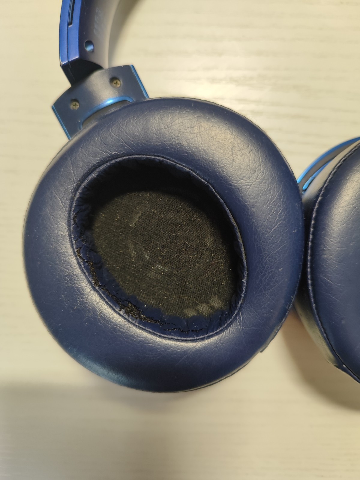 Sony XB950BT Extra Bass Wireless Bluetooth Headphones In Good Condition