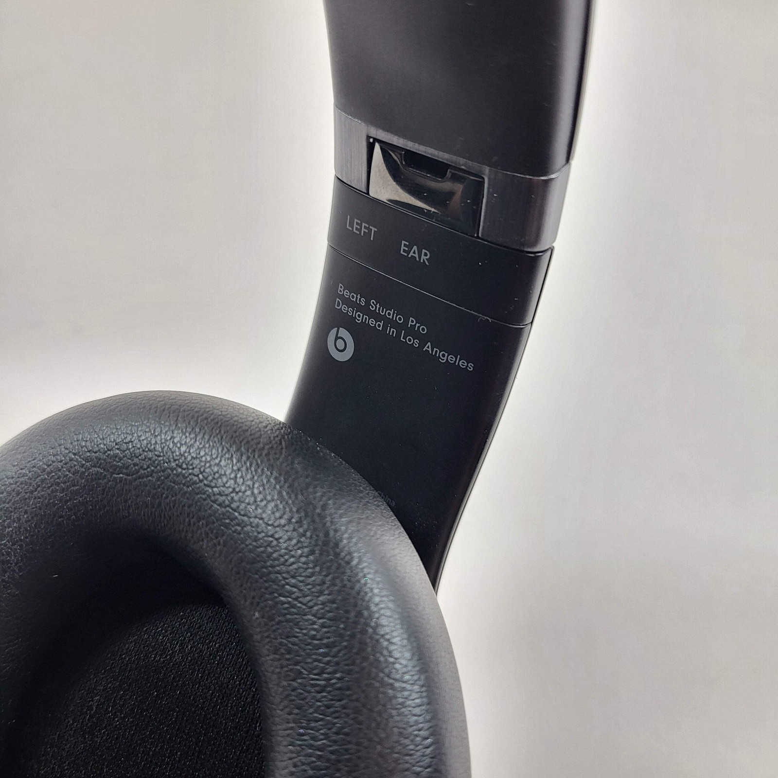 Beats Studio Pro Wireless Over-Ear Bluetooth Headphones Black A2924