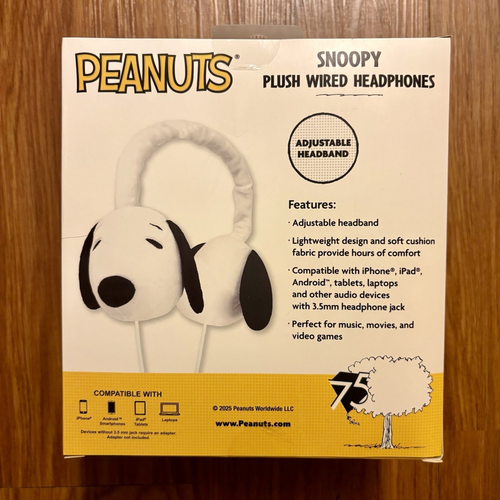 Peanuts Snoopy Plush Wired Headphones 2025 75 Years New Sealed Cute!