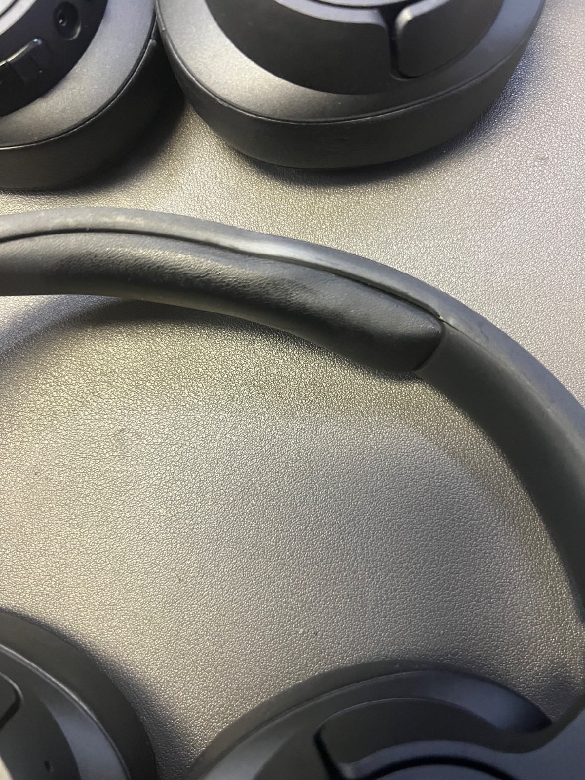 JBL Tune760NC LOT OF 2 – Active NC Bluetooth Headphones-BENT BUT WORKS!-54