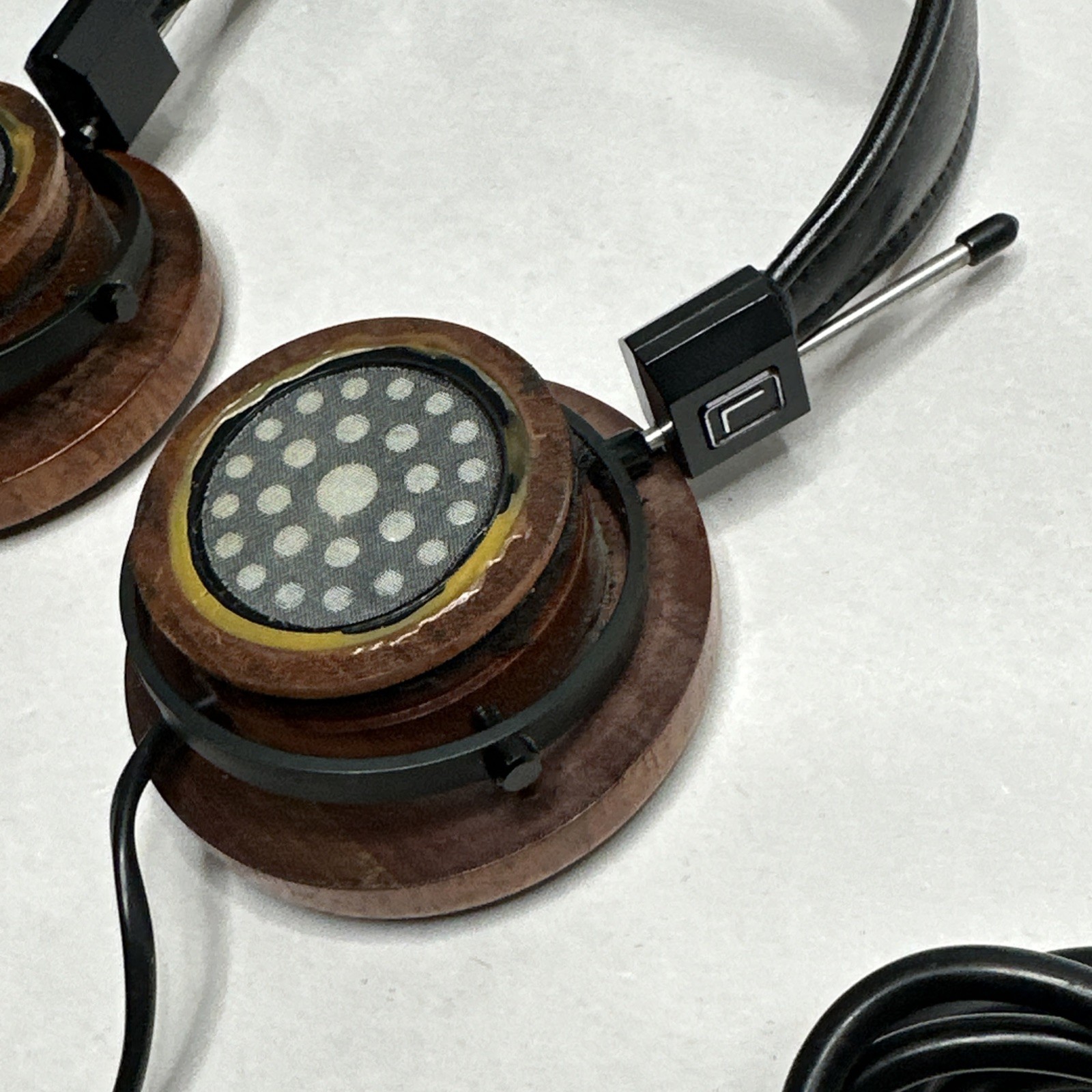 Grado GS1000 Statement Series Headphones Working Needs Ear Pads