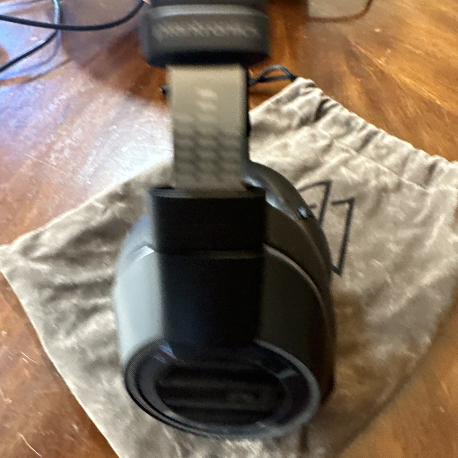 Plantronics B8200 Noise Cancelling Wireless Headphones + Bluetooth