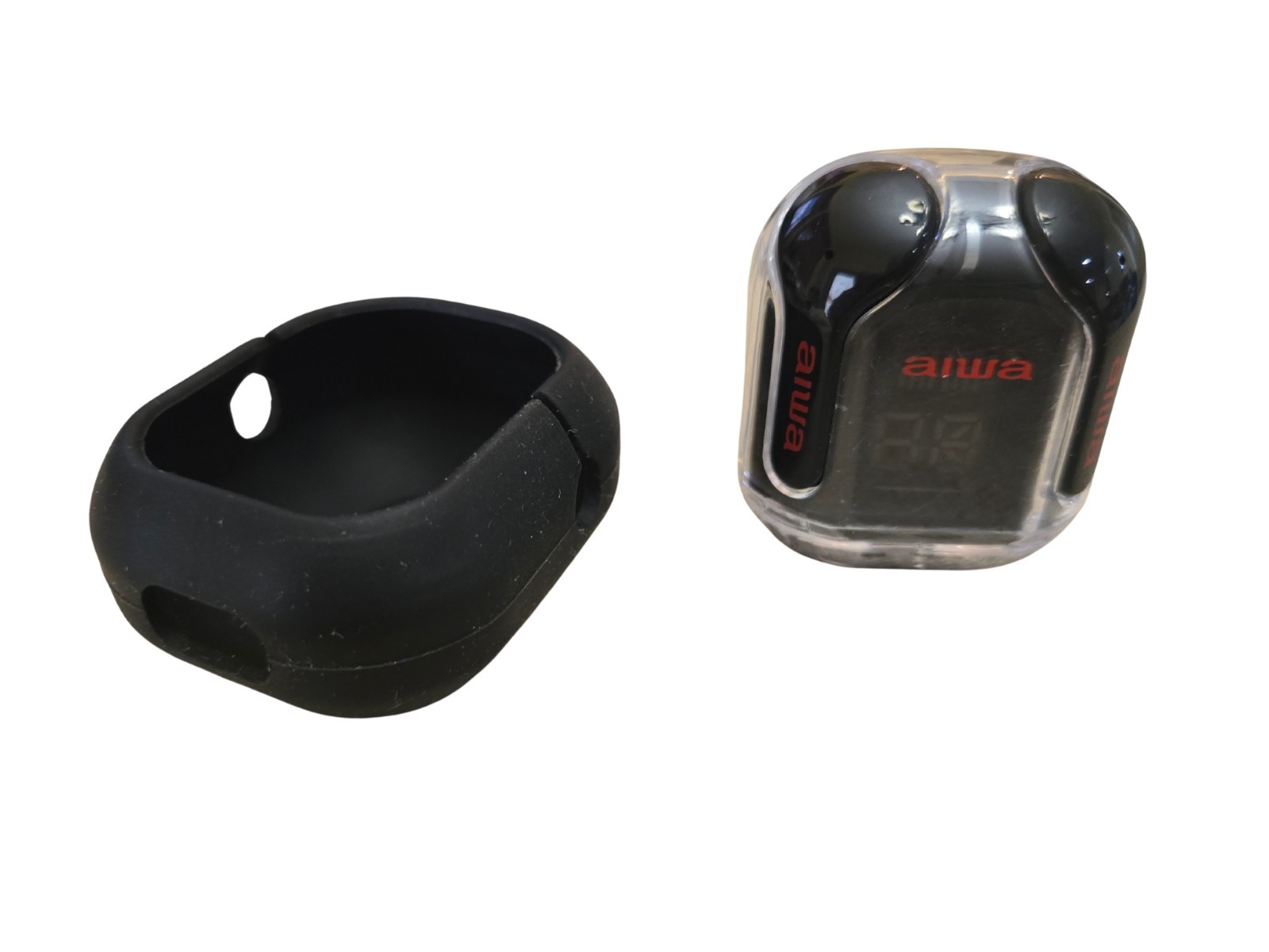 Aiwa Prodigy Micro True Wireless Earphones – USB Charged – Magnetic Earphones