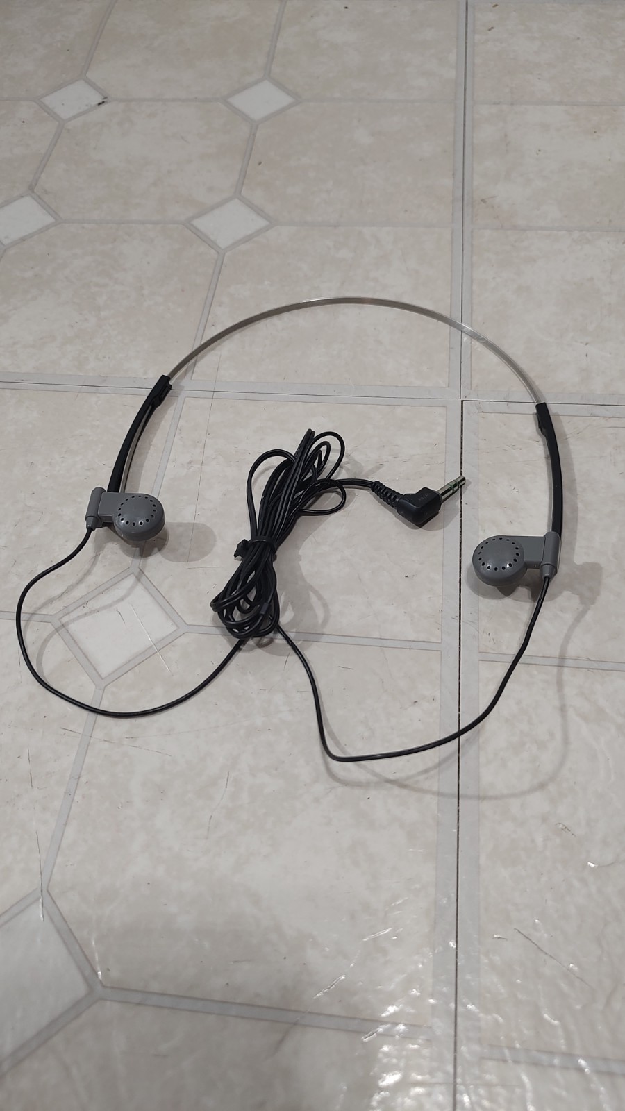 Sony Walkman Sports MDR-W10 Dynamic Stereo Headphones Turbo, Black Tested