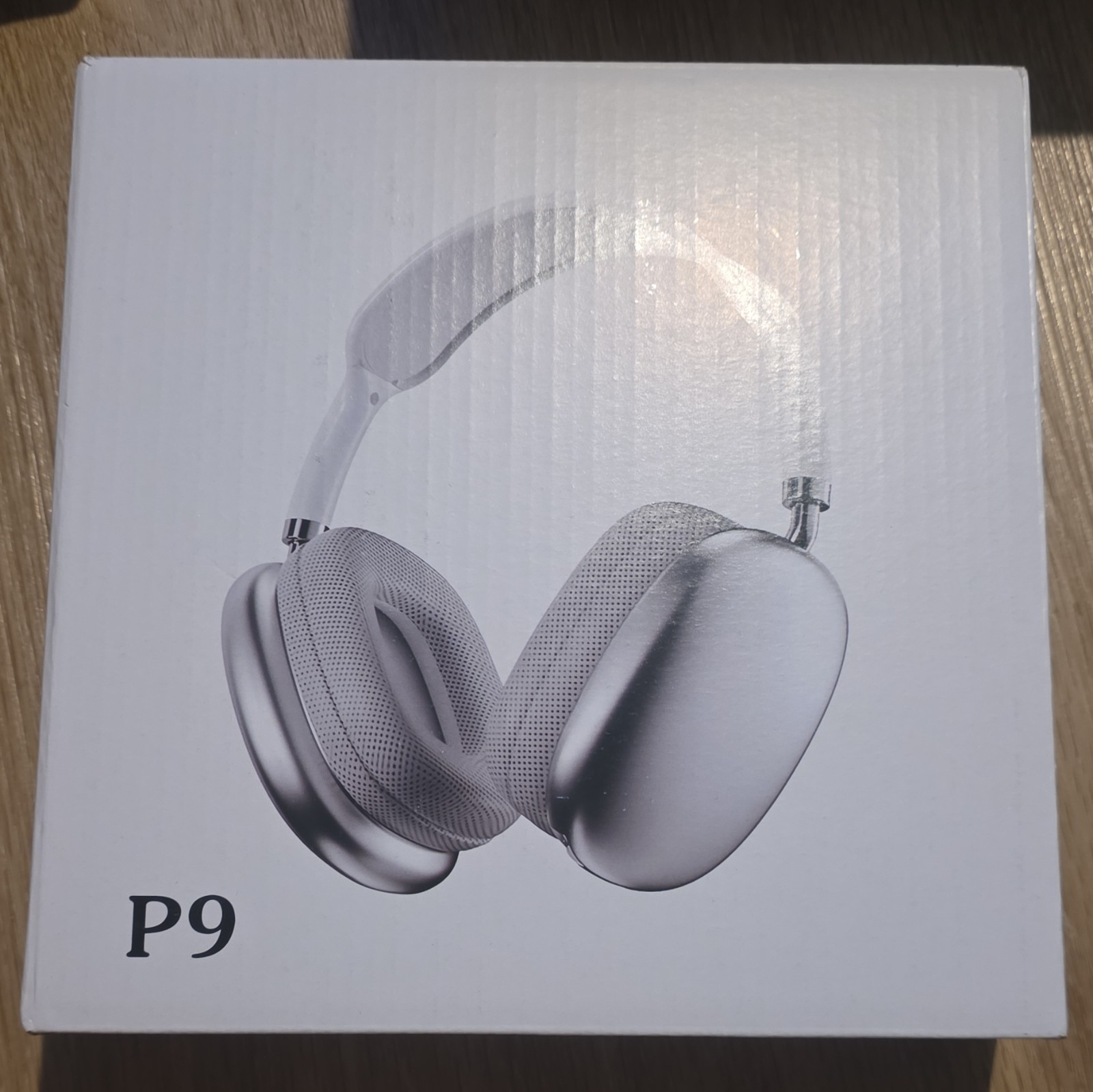 P9 Bluetooth Over-Ear Headband Headphones, 50mm Drivers, White, Double