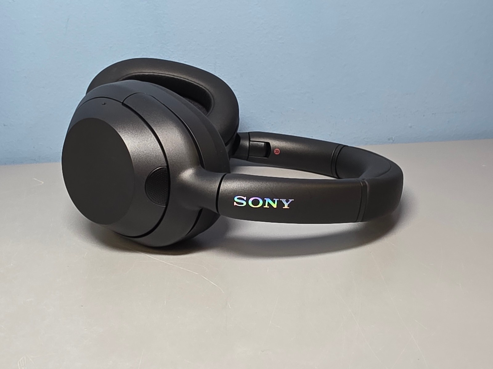 Sony Ult Power Sound Wireless Noise Cancelling Stereo Headphones in Black