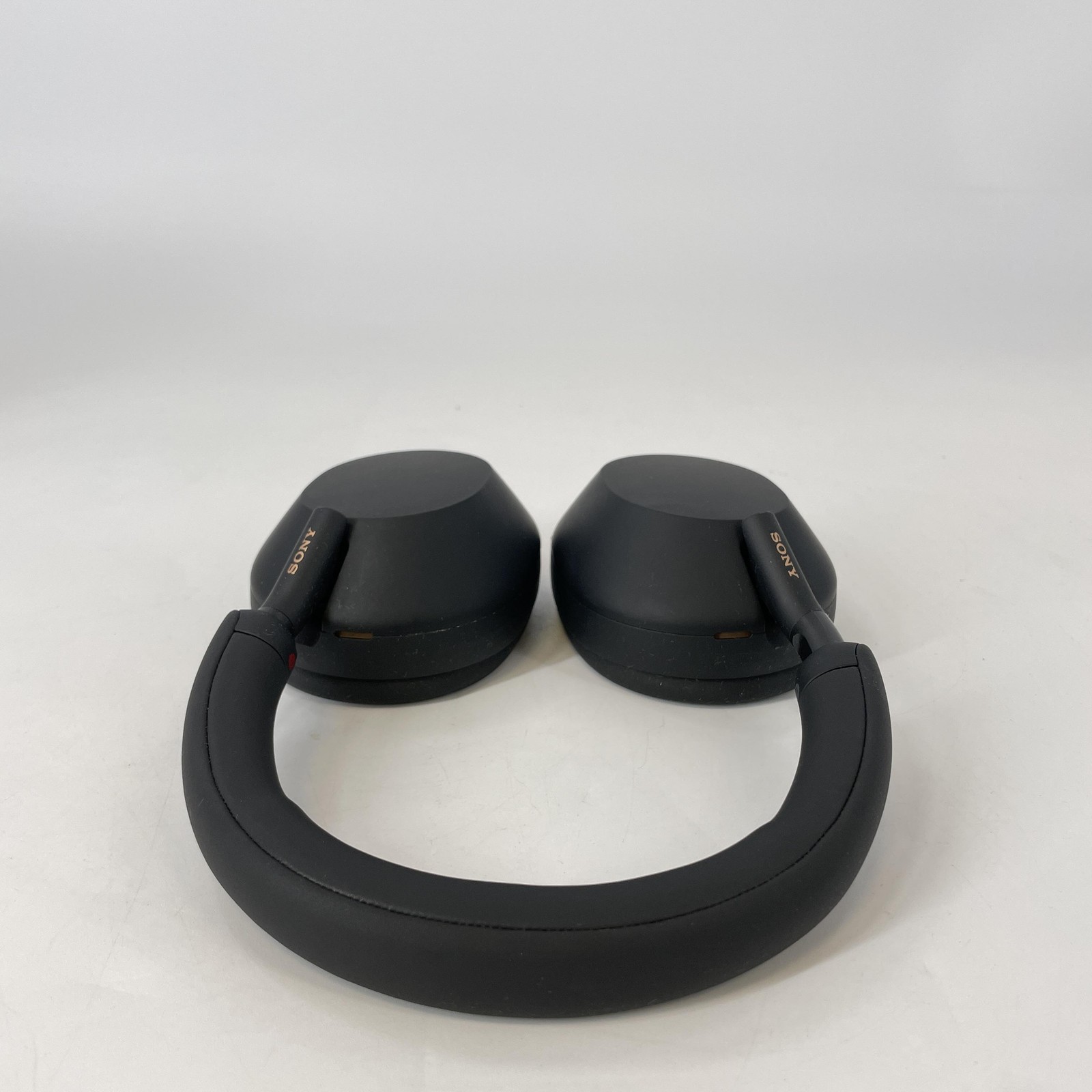 Sony WH-1000XM5 Headphones Black w/ Charger – Excellent Condition