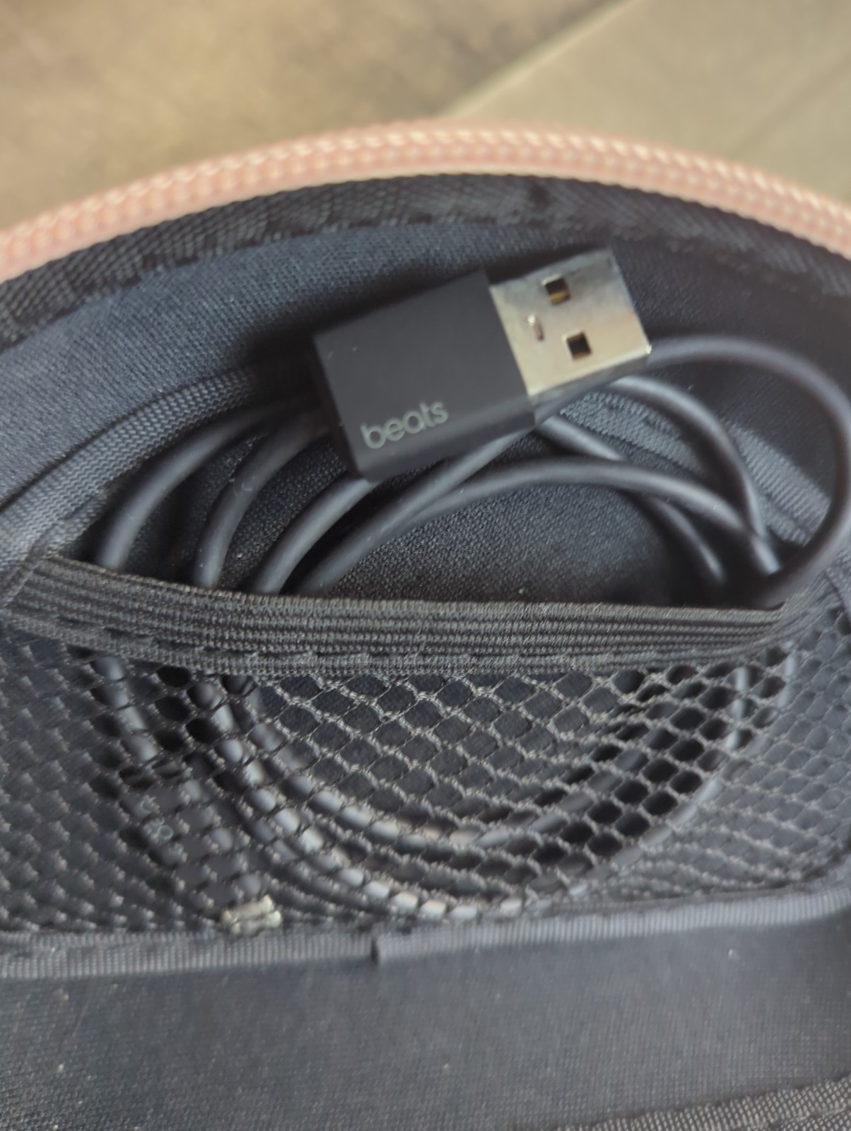 Beats by Dr. Dre Beats Solo3 Wireless On-Ear Headphones – Rose Gold