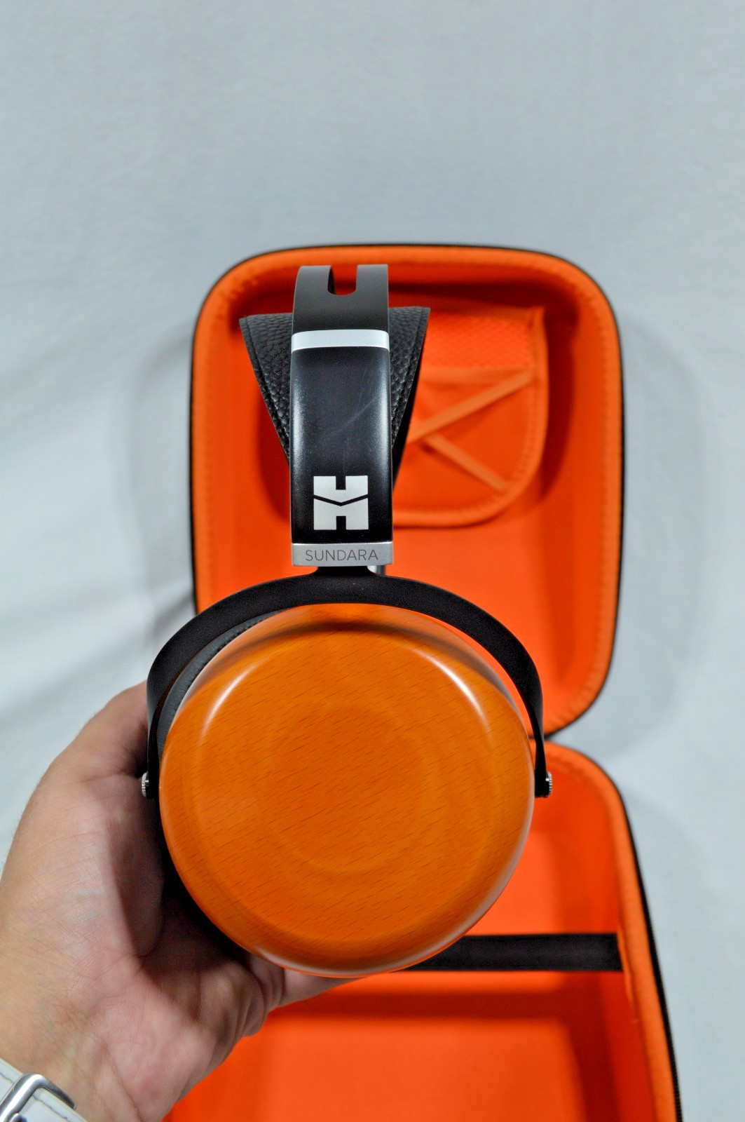 HiFiMan Sundara Closed-Back Planar Headphones w/ Soft Case *NO DUAL 3.5mm CABLE*