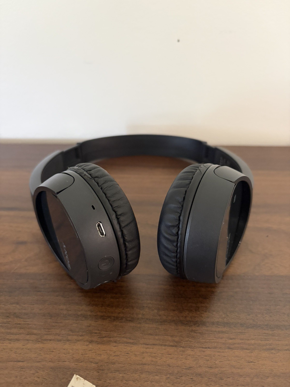 Sony MDR-ZX770BT Headphones – BT Wireless – Black – Adjustable -charger included