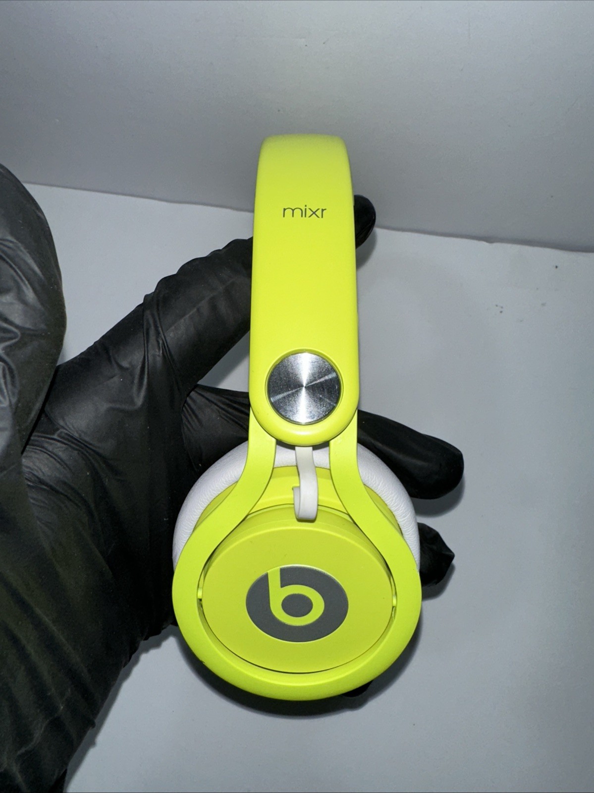 Beats Mixr Headphones On Ear Neon Yellow/Lime Mixer Beats by Dre