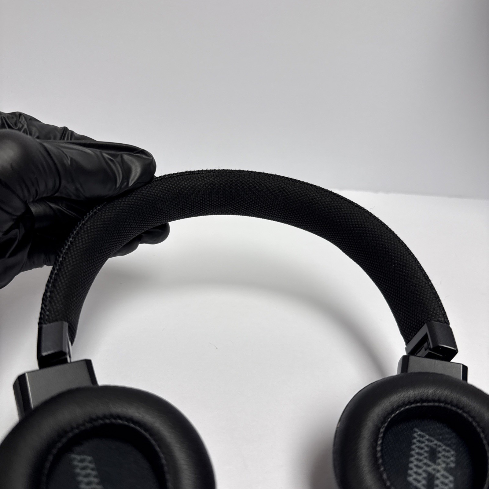 JBL Live 460NC Wireless Bluetooth On the Ear Noise-Canceling Headphones Read⚠️