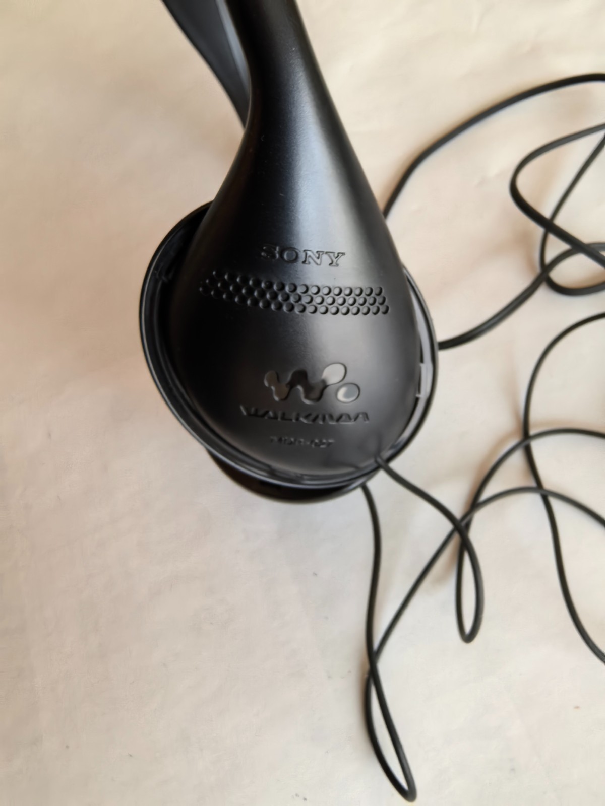 Vintage Sony MDR-027 Walkman Black Adjustable Headphones Tested- No foam pads