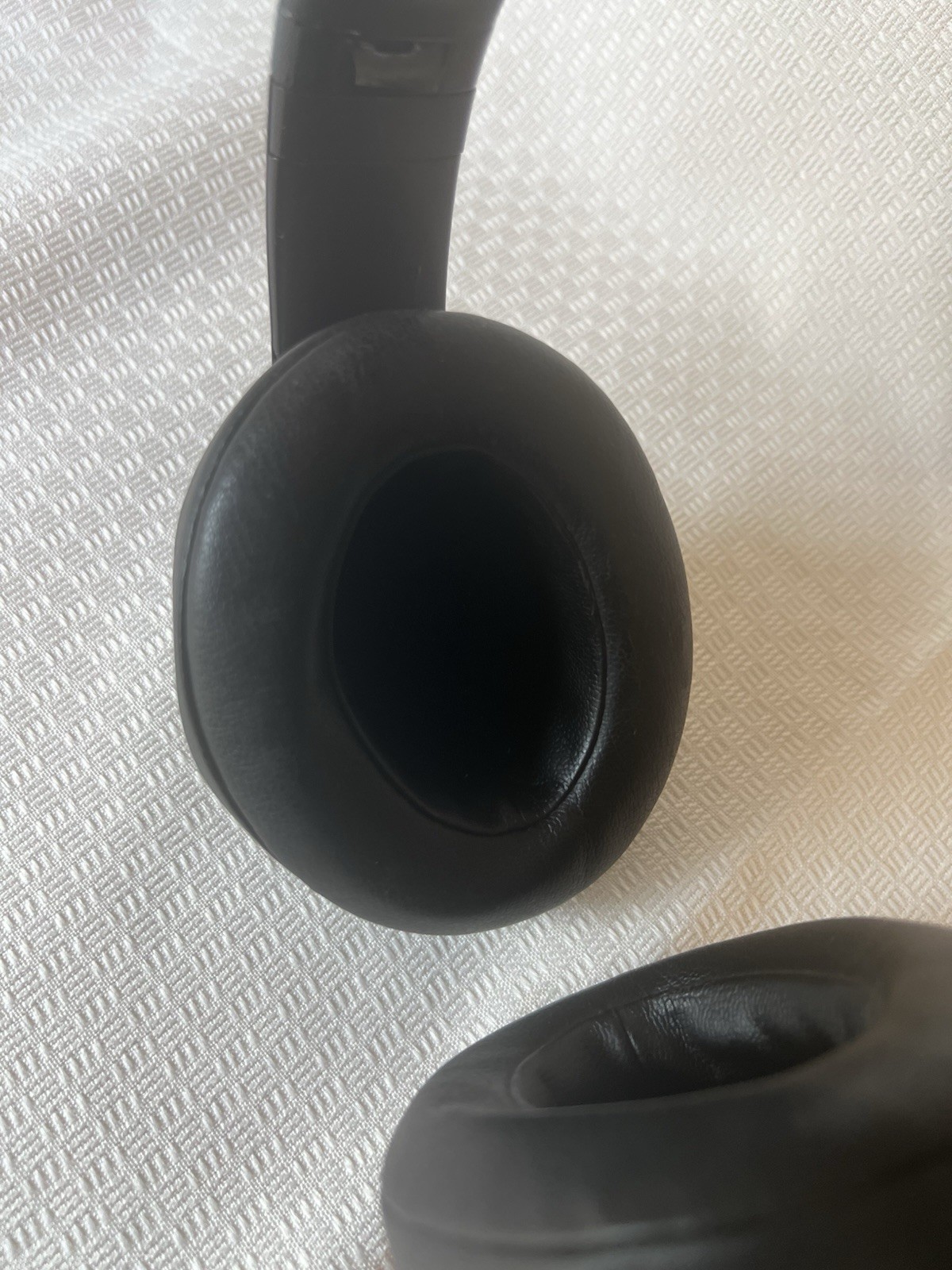 Beats by Dr. Dre Studio Pro Wireless Bluetooth Headphones