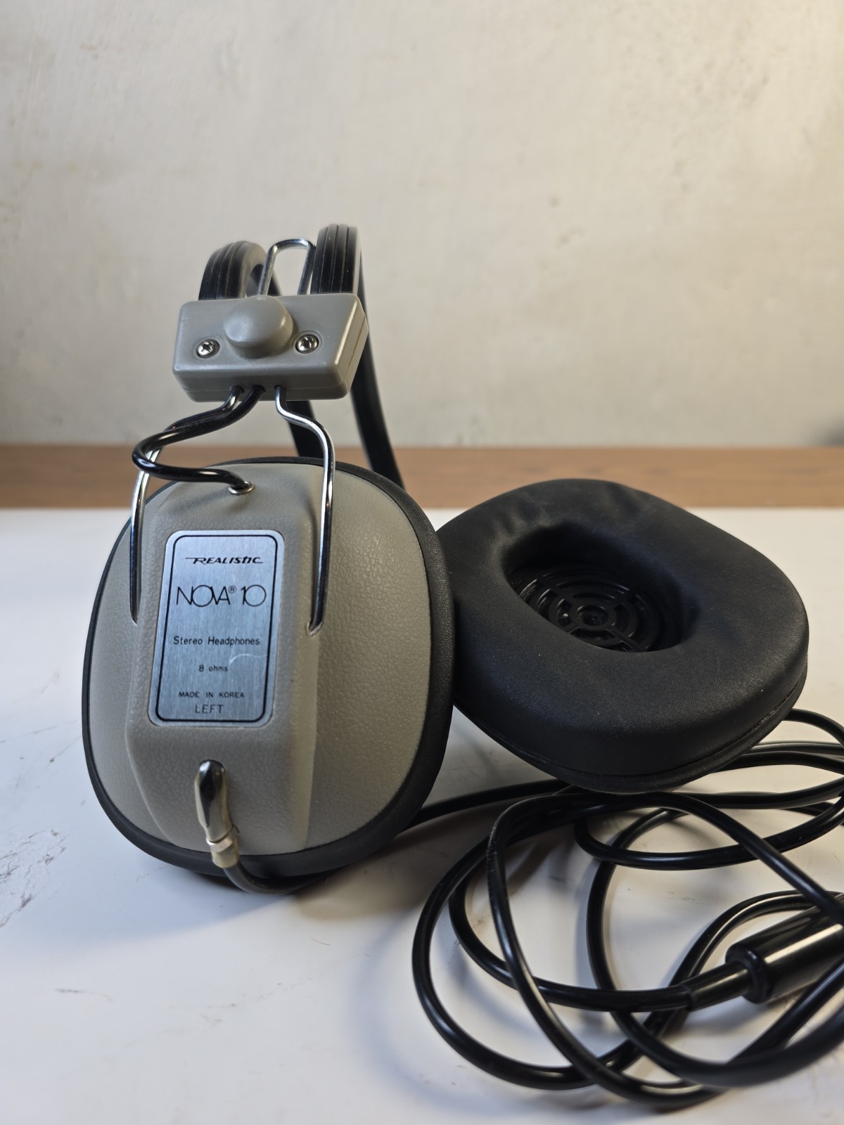 Vintage Realistic Nova10 Stereo Gray Headphones 8ohm Tested/Working Retro 80’s