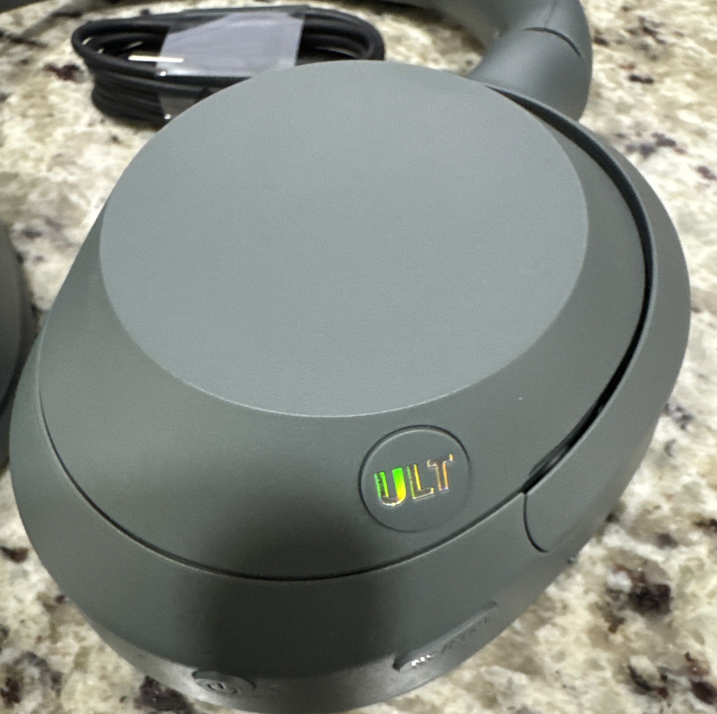 Sony ULT WEAR 900N Wireless Noise Canceling Bluetooth Headphones – Forest Gray