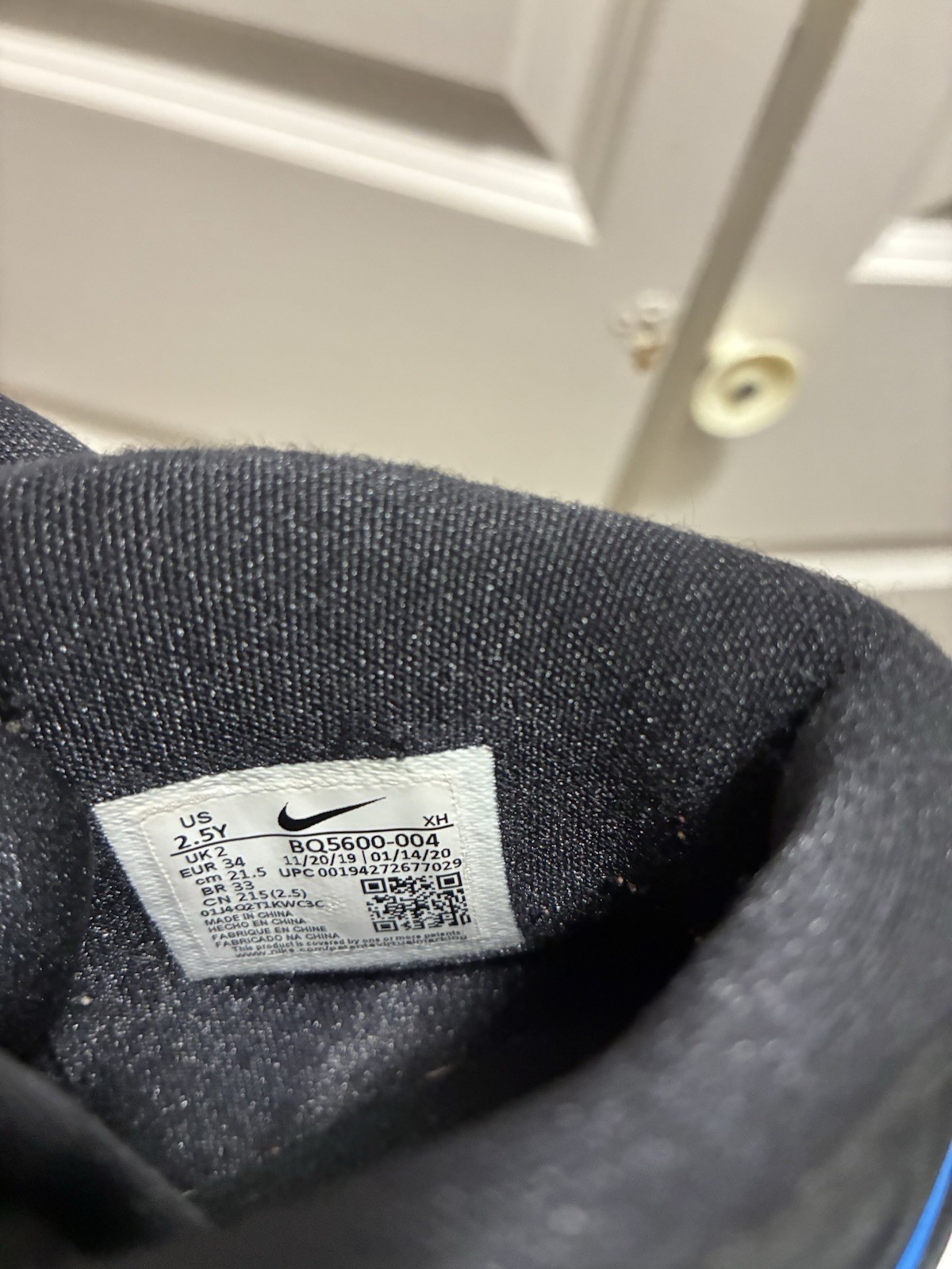 Nike Sneakers 2.5y. For Kids Used