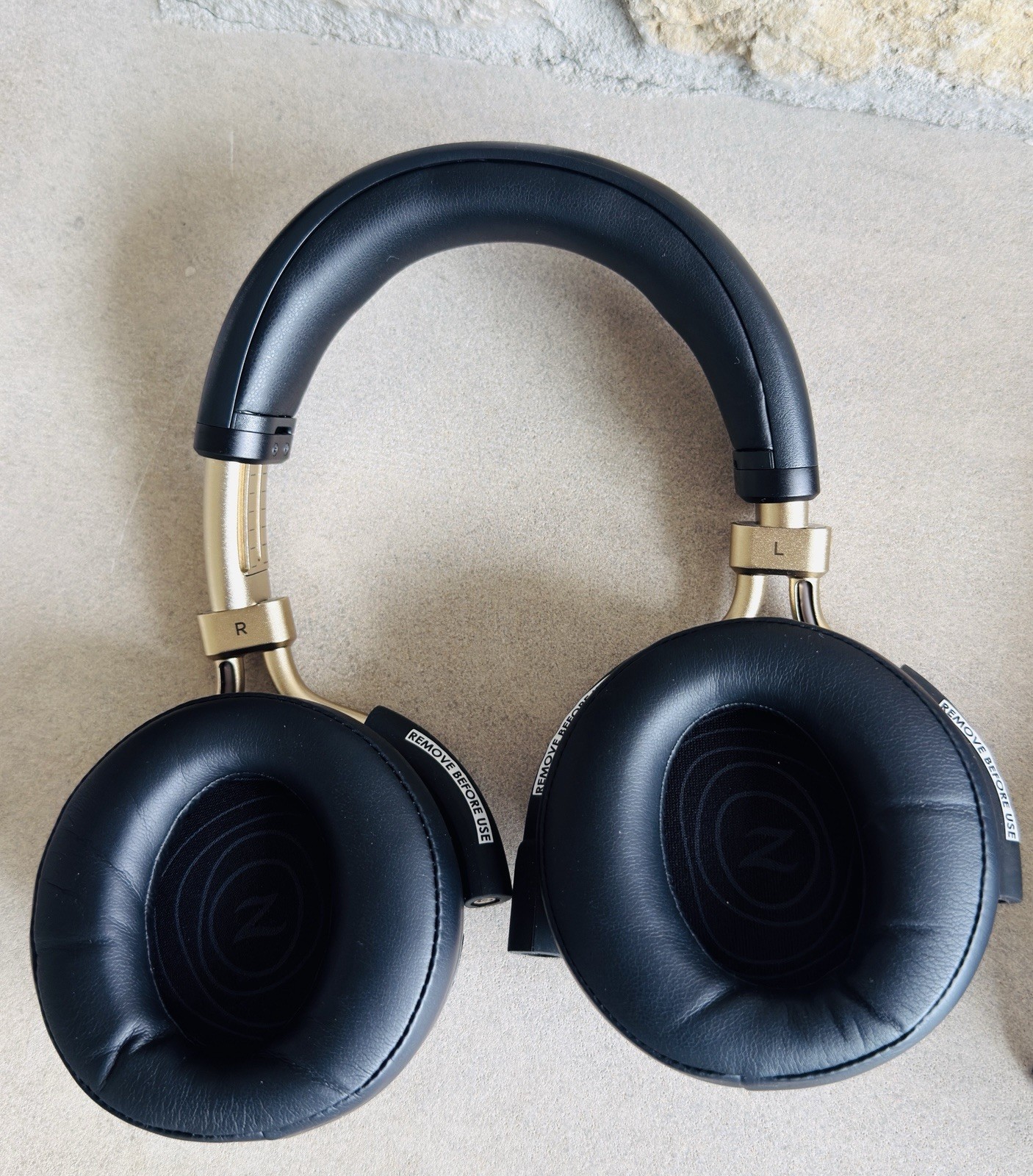 Zildjian Black & Gold Over-Ear Headphones 3.5mm USB-C with Case & Cables