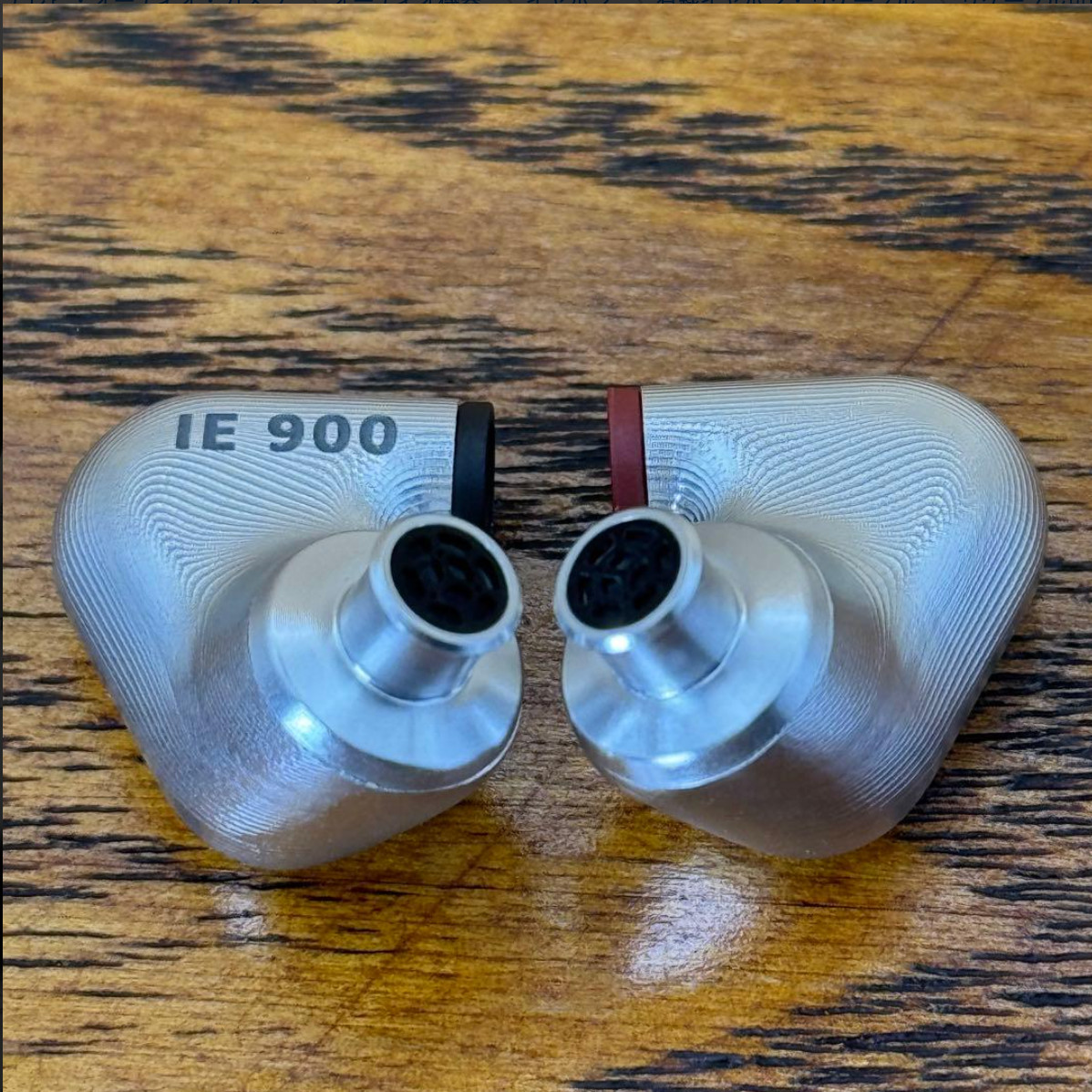 Sennheiser IE 900 Wired Audiophile Headphones Silver Confirmed Operation Used