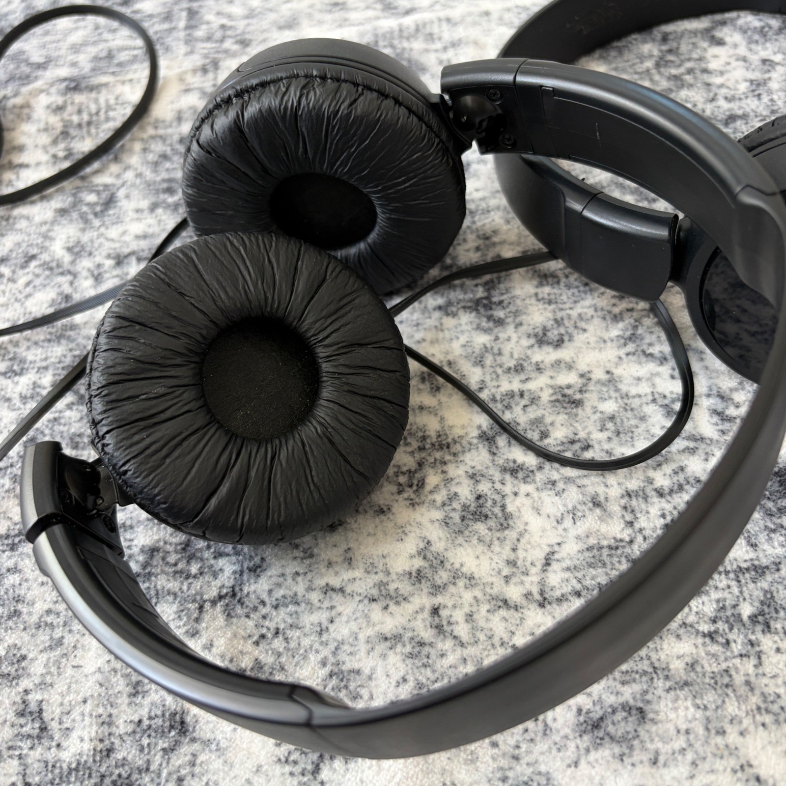 Sony 1-7-1 Wired Headphones Lot of 2 Unisex OS Black Folding On-Ear Tested Works