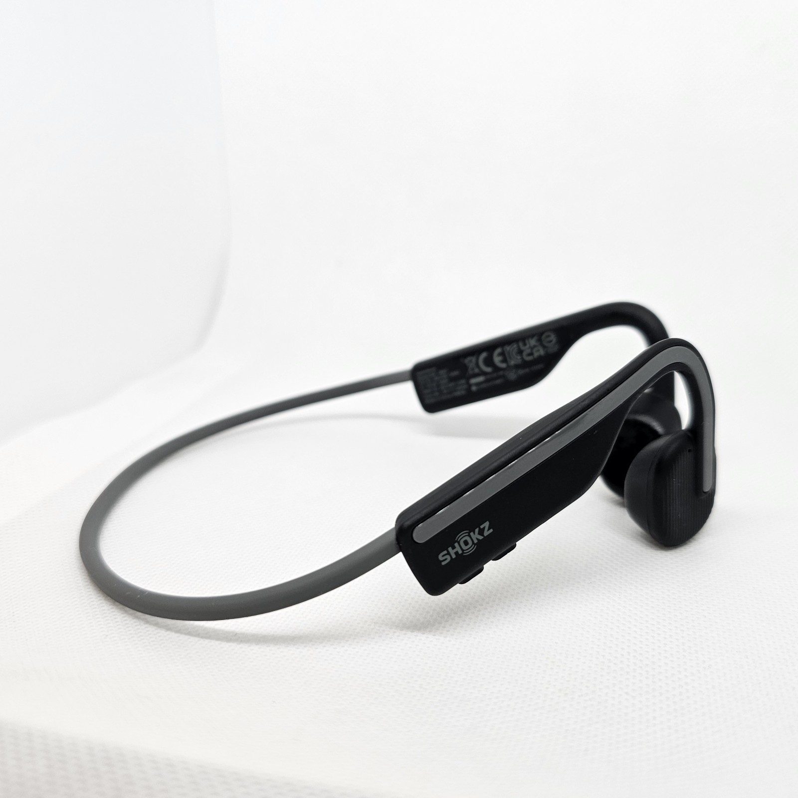 SHOKZ OpenMove Bluetooth Bone Conduction Sports Headphones S661
