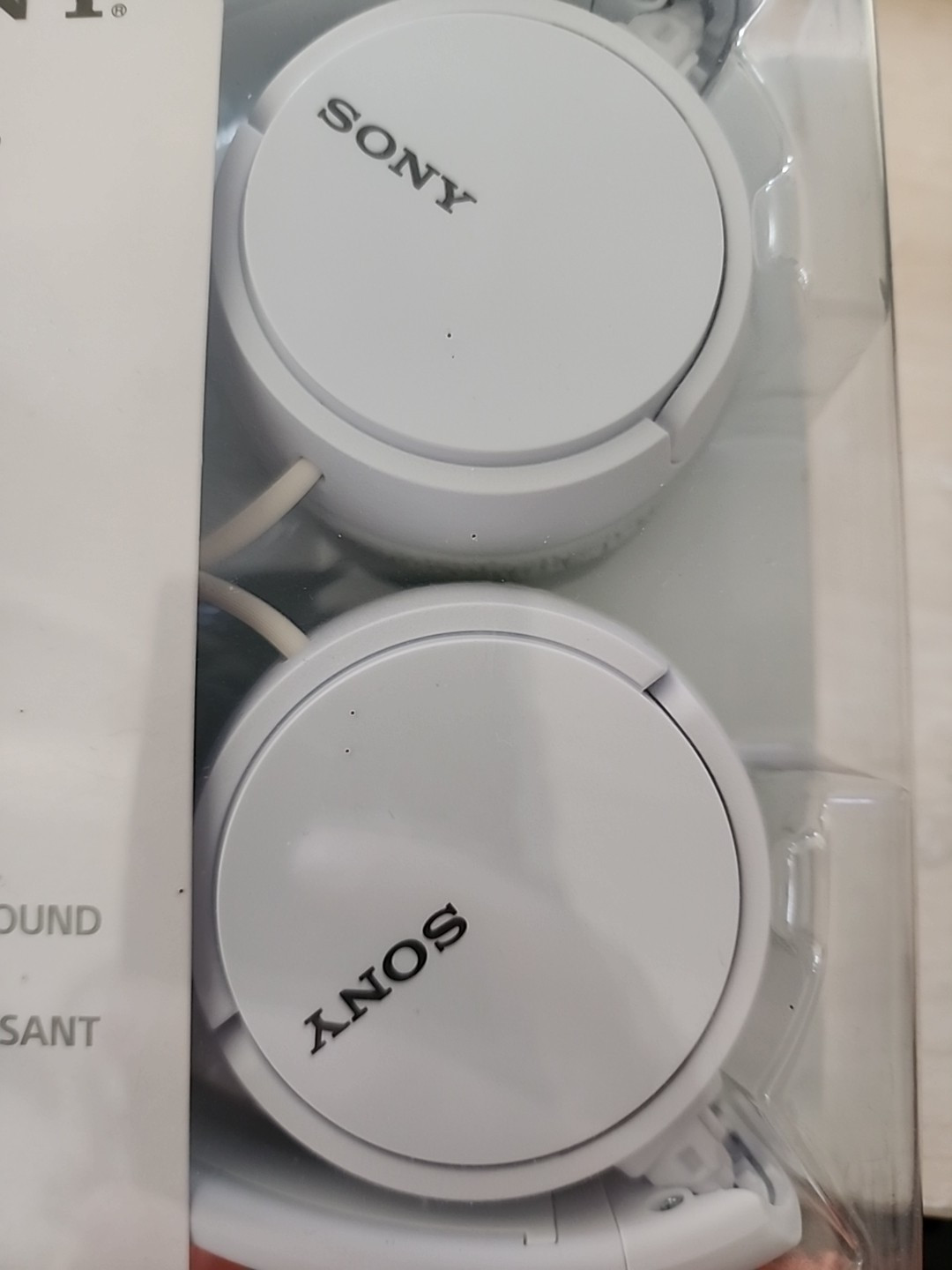 Sony MDR-ZX110 Ear-Pad (On the Ear) Headband Headphones – White