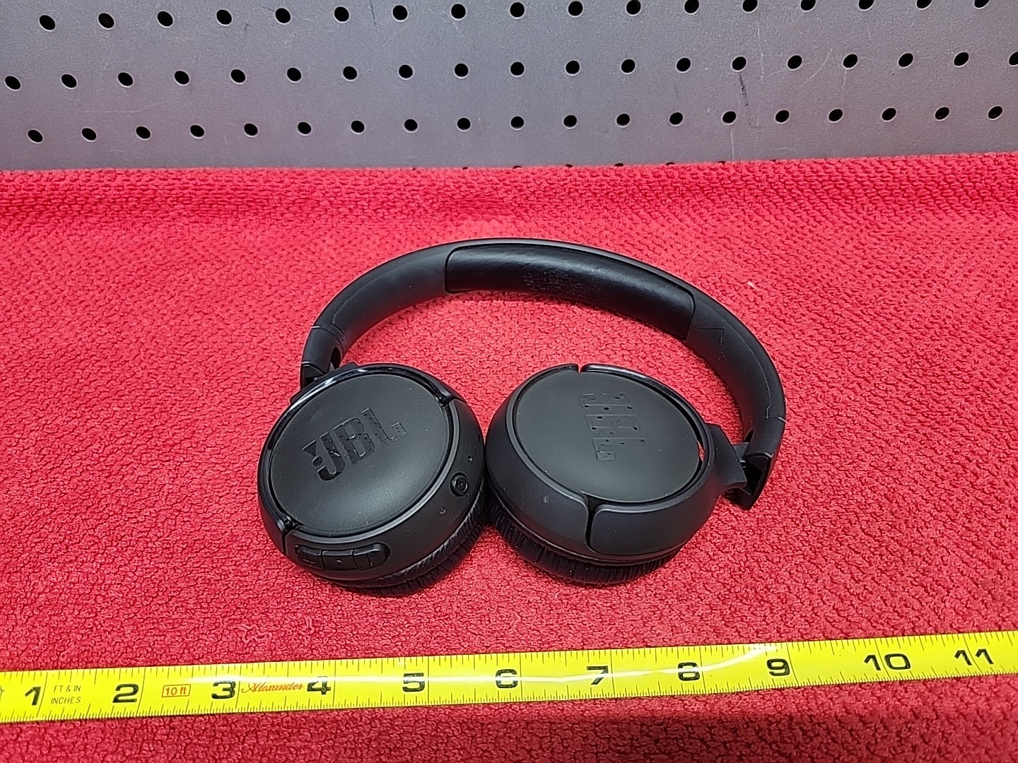 JBL Tune 510BT, Wireless on-ear headphones