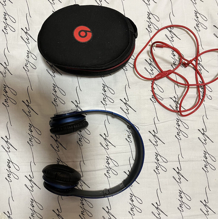 Beats by Dr. Dre Solo3 Over the Ear Headphone – Dark Blue/ Black