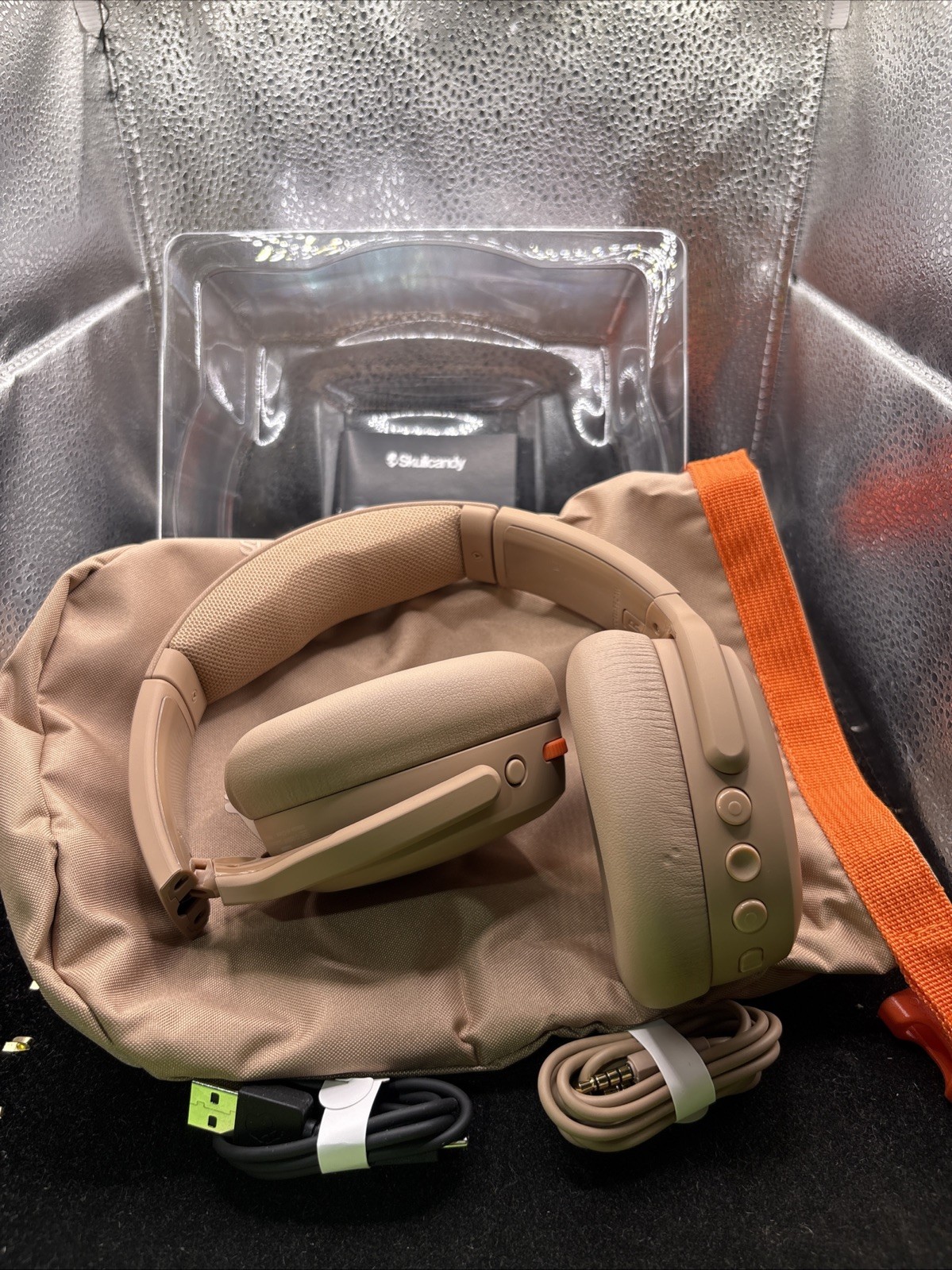 # Skullcandy Crusher ANC 2 DAMAGED BOX