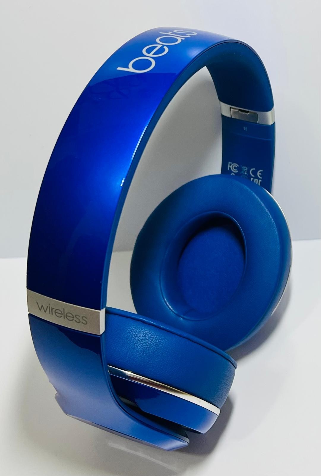 Beats by Dr. Dre Studio2 Wireless Headphones – Bluetooth Over Ear Blue Original