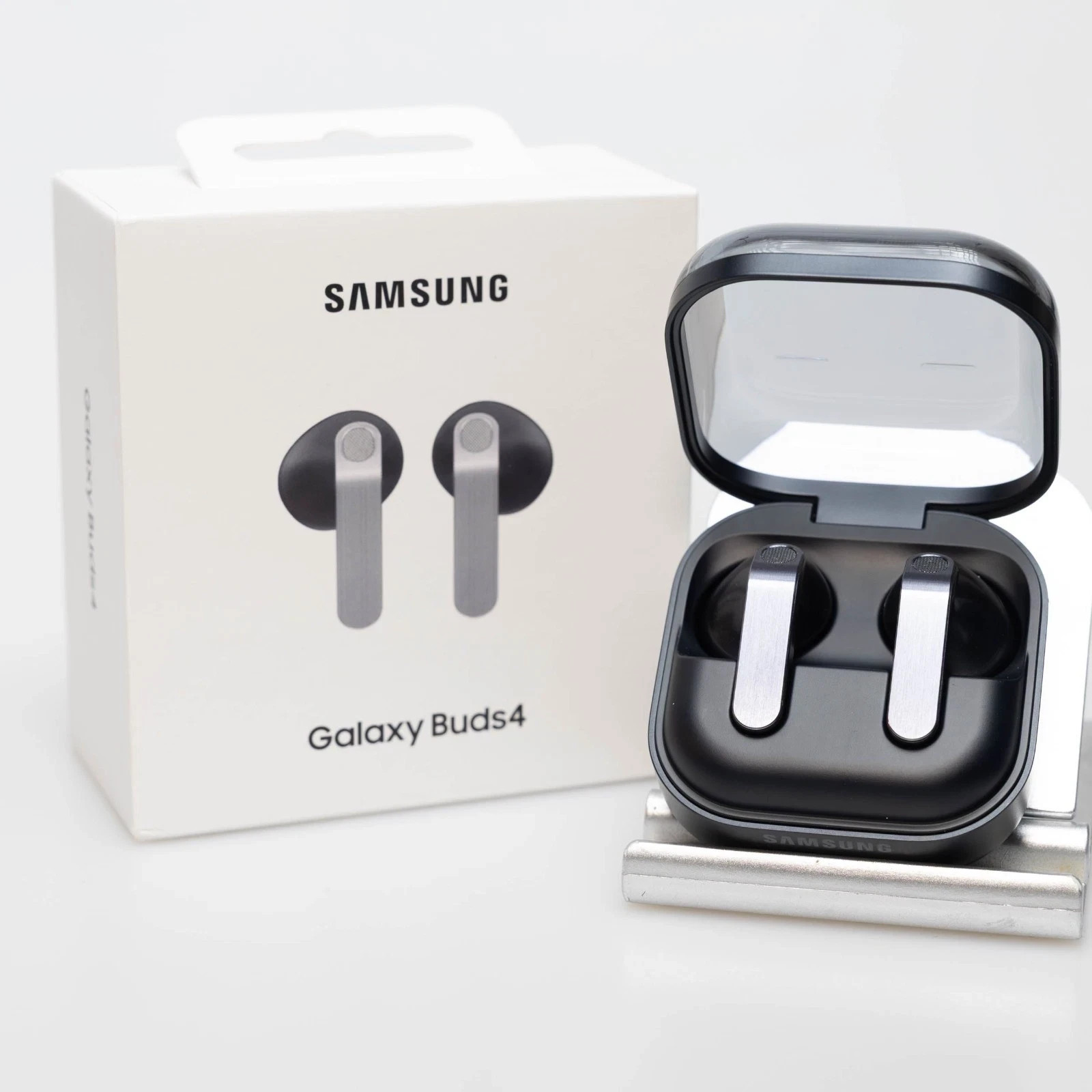 Samsung Galaxy Buds 4 SM-R540 AI True Wireless Bluetooth Earbuds – Open Box