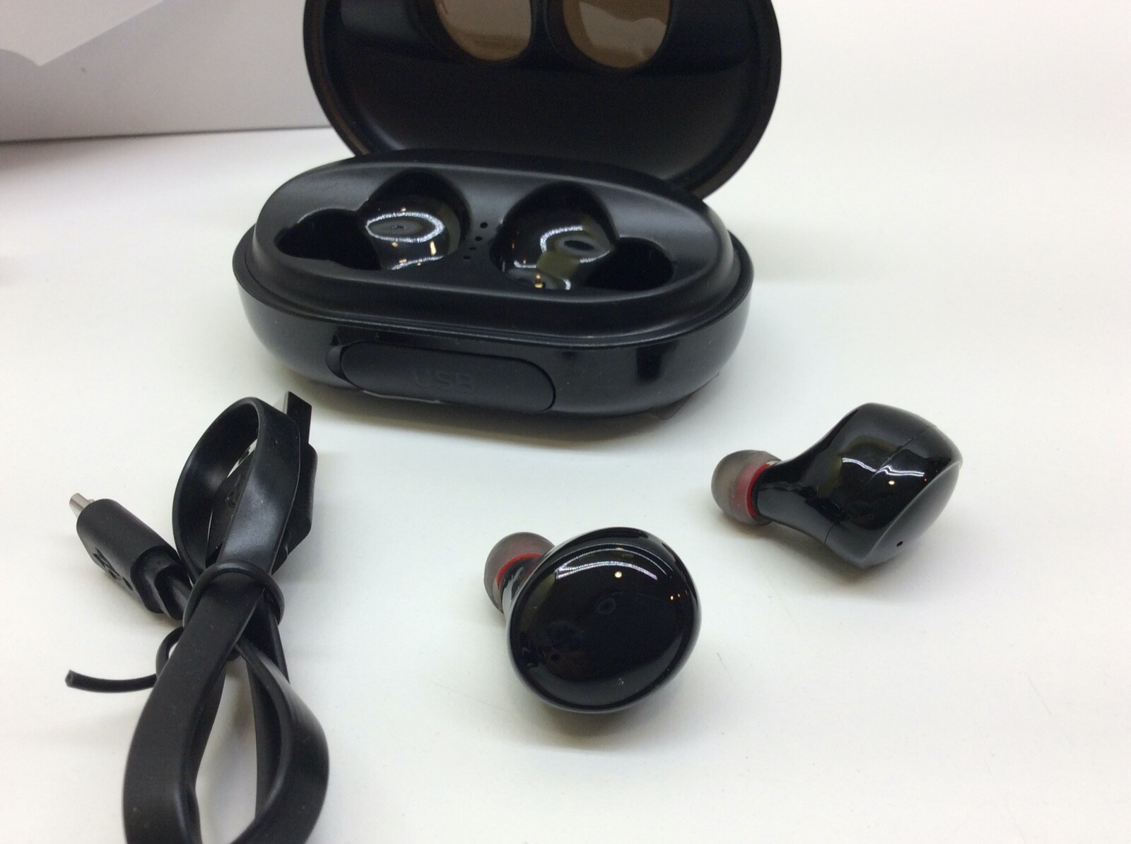 Wireless Earbuds Bluetooth 5.0 Touch Control True Wireless Earbuds with 3500mAh
