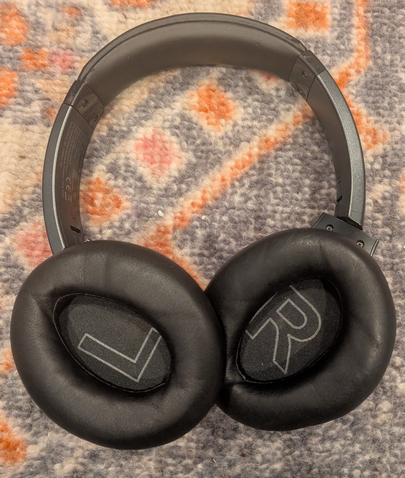 Soundcore Life Q20 Noise Cancelling Bluetooth Headphones – Excellent Condition