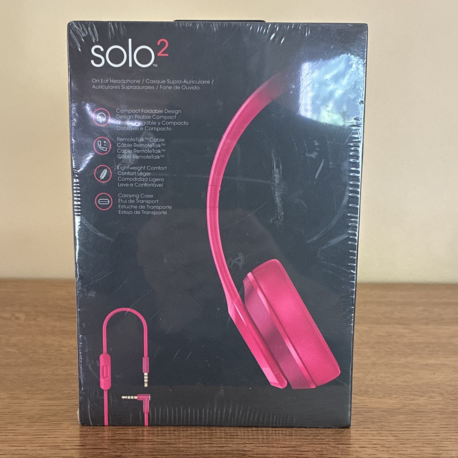 Beats by Dr. Dre Solo2 – UNOPENED – Model B0518 Gloss Pink