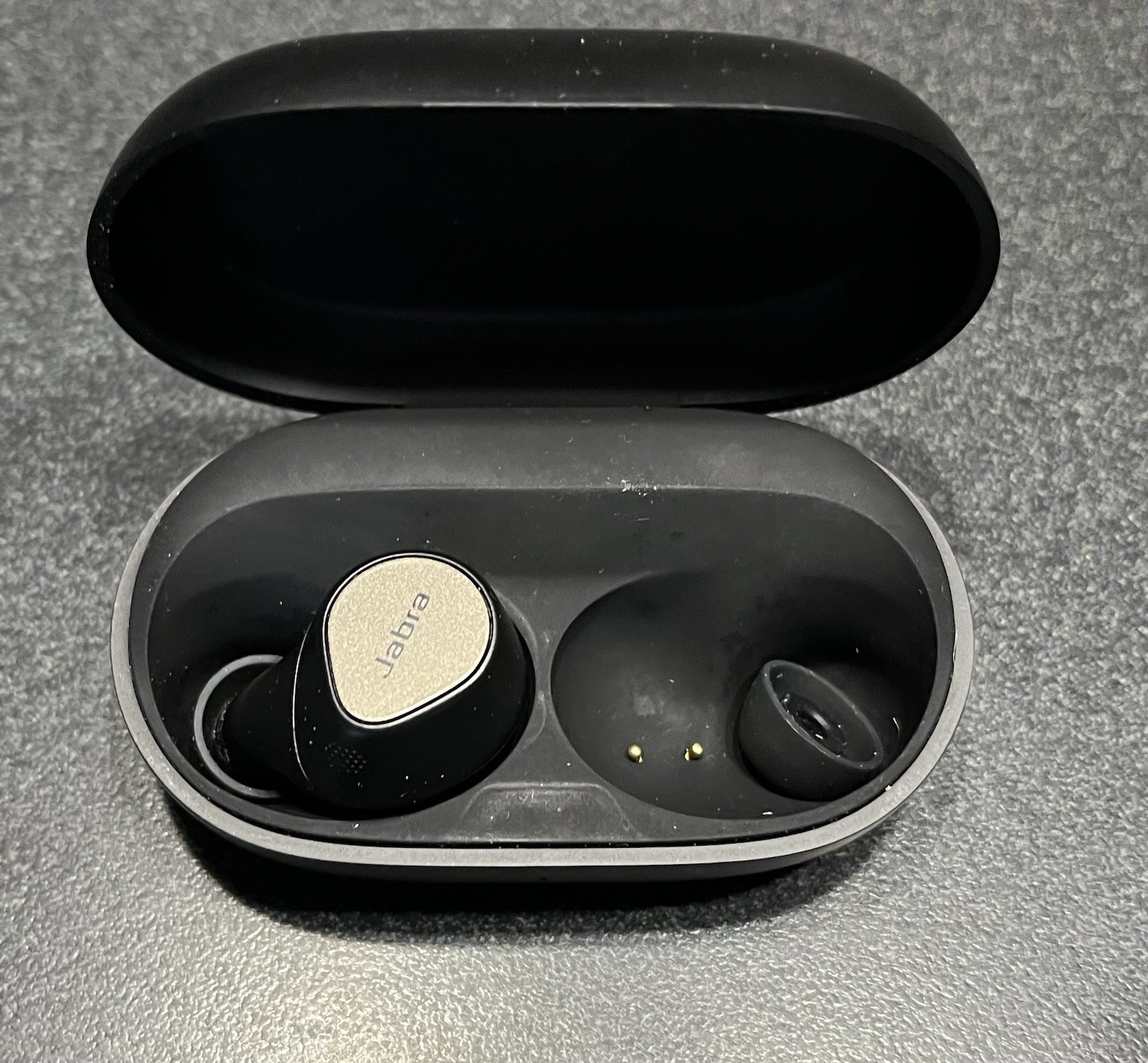 Jabra Elite Pro 7 Left Earbud And Charging Case