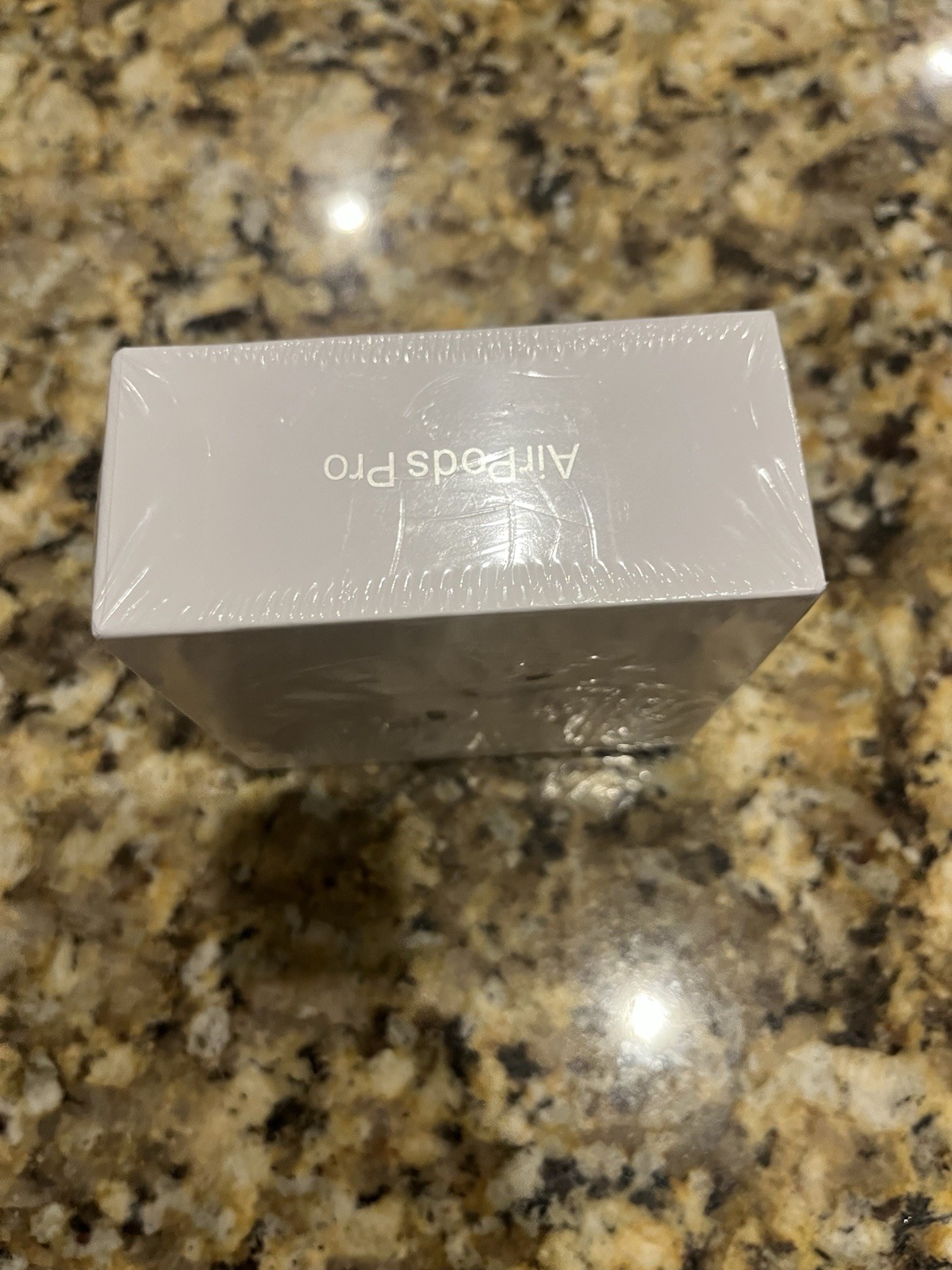 Apple AirPods Pro (2nd Generation) MagSafe Charging Case **NEW** Factory Sealed