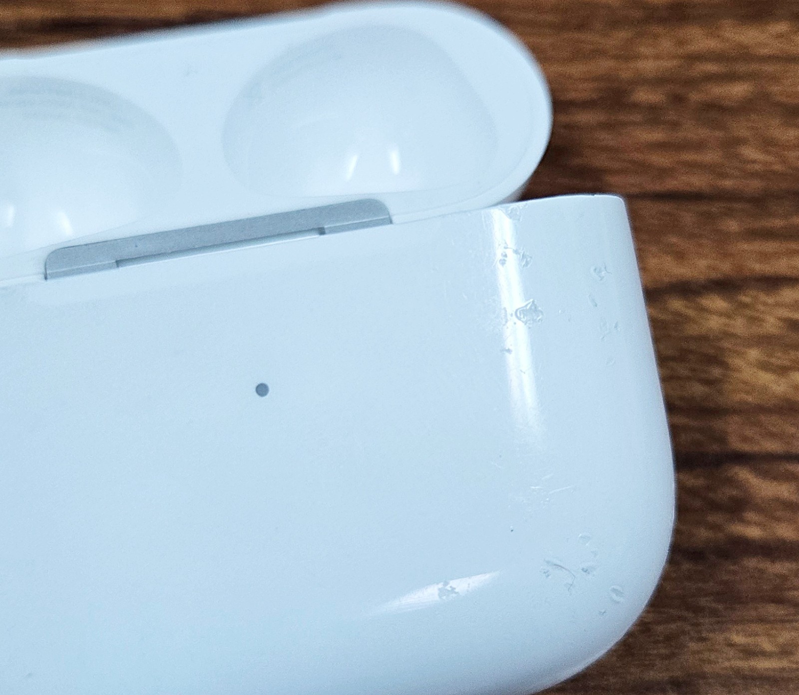 Apple AirPods 3 3rd Generation Bluetooth with Wireless Charging Case A2564 White