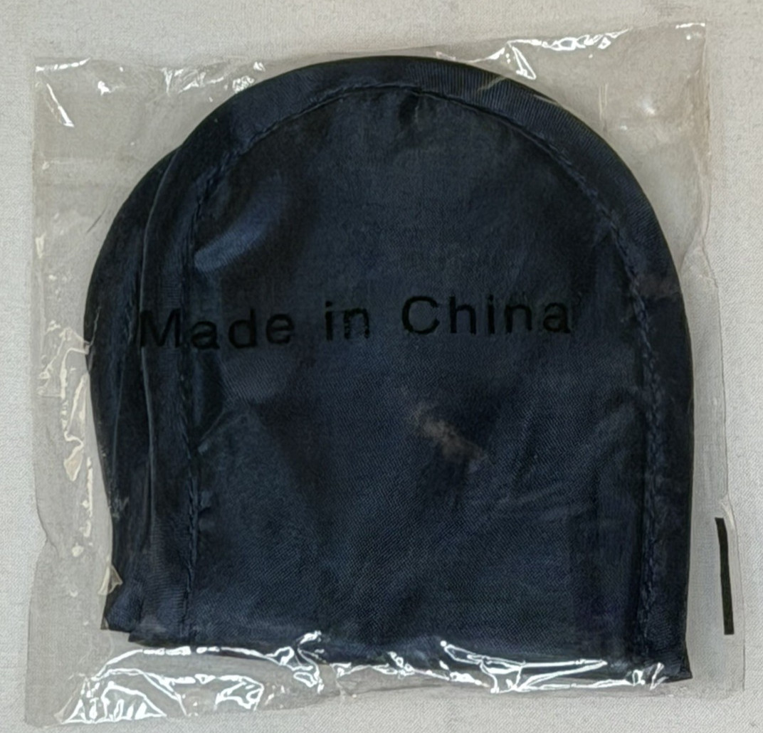 Brand NEW Delta Airlines BILLBOARD Ear Bud Headphones Sealed package & Eye Mask