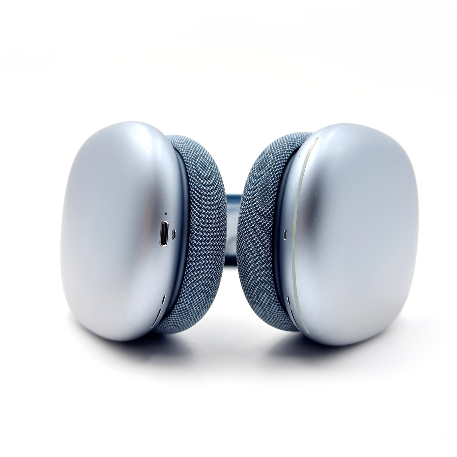 Apple AirPods Max – Wireless – Lightning – Sky Blue – (COSMETIC DAMAGE)